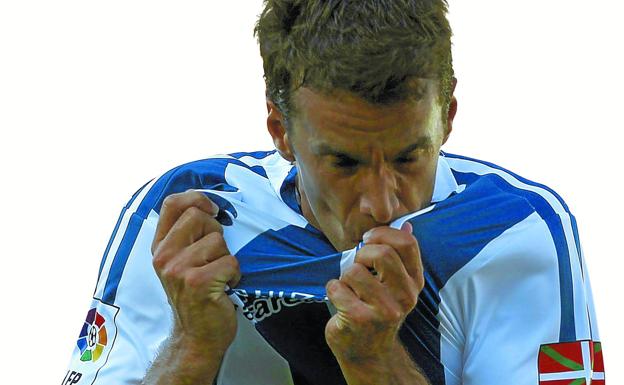 Camiseta Real Sociedad Roberto López Camiseta Real Sociedad Roberto López